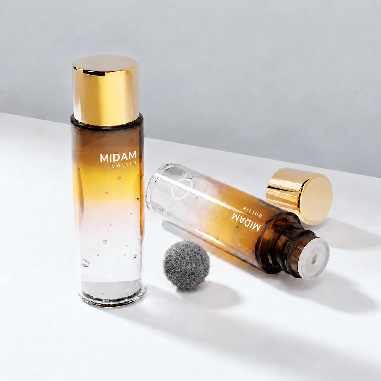 MB-1004 PET 원형 직각 숄더 에센스 용기 20ml